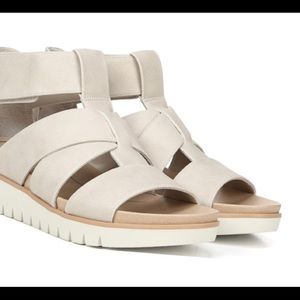 Brand new never worn Dr Scholl’s wedges